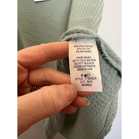 NWT Ces Femme textured tank with paisley ruffle sleeve Small - Picture 3 of 5